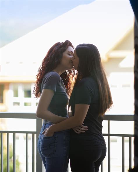 Check out this collection of our favorite lesbian gifs for fun and ...